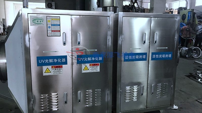 活性炭吸附箱：环保设备中的“空气净化器”**